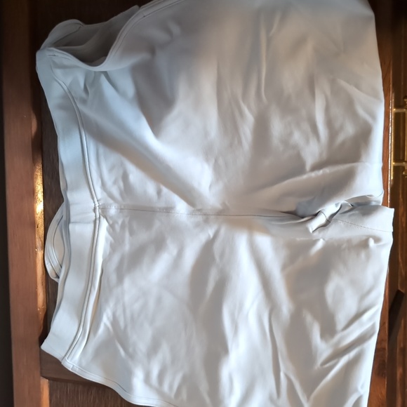 NWOT LULULEMON PANTS - Picture 2 of 5